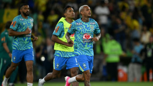 Wesley &eacute; cortado da Sele&ccedil;&atilde;o e &Eacute;derson &eacute; convocado para Copa do Mundo