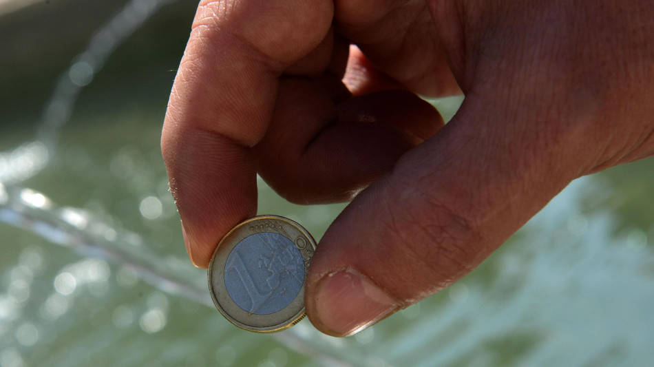 ++ L'euro sale a 1,1228 dollari, ai massimi dal luglio 2023 ++