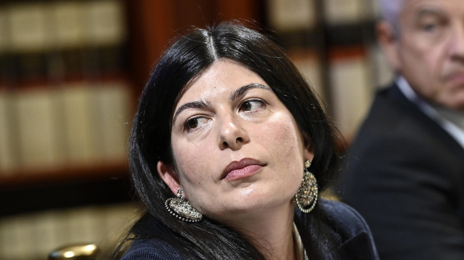 Colosimo, c'&egrave; chi vuole comandare fuori da norme Parlamento