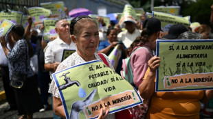 Una ONG y comunidades rurales piden derogar la ley que reactivó la minería en El Salvador