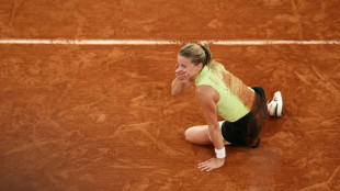 Chwalinska, vinda do qualifying, vence Shnaider e vai &agrave; final de Roland Garros