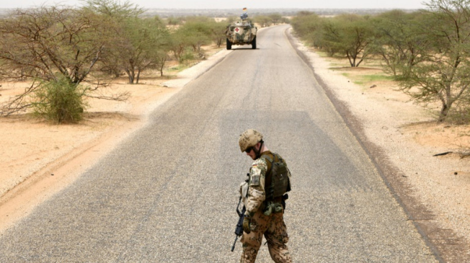 Bundesregierung l&auml;sst Zukunft der Milit&auml;reins&auml;tze in Mali offen