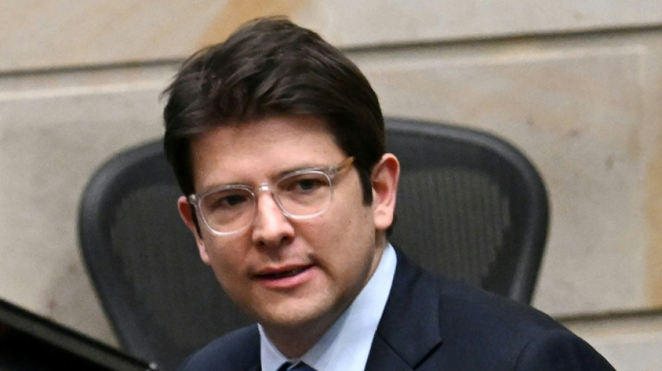 Piora estado clínico de presidenciável baleado na Colômbia