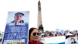 Familiares de desaparecidos en M&eacute;xico marchan contra la indiferencia y piden justicia
