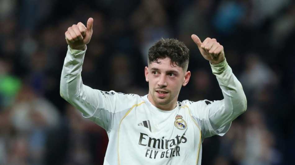 El Real Madrid multa con 500.000 euros a Tchouam&eacute;ni y Valverde 
