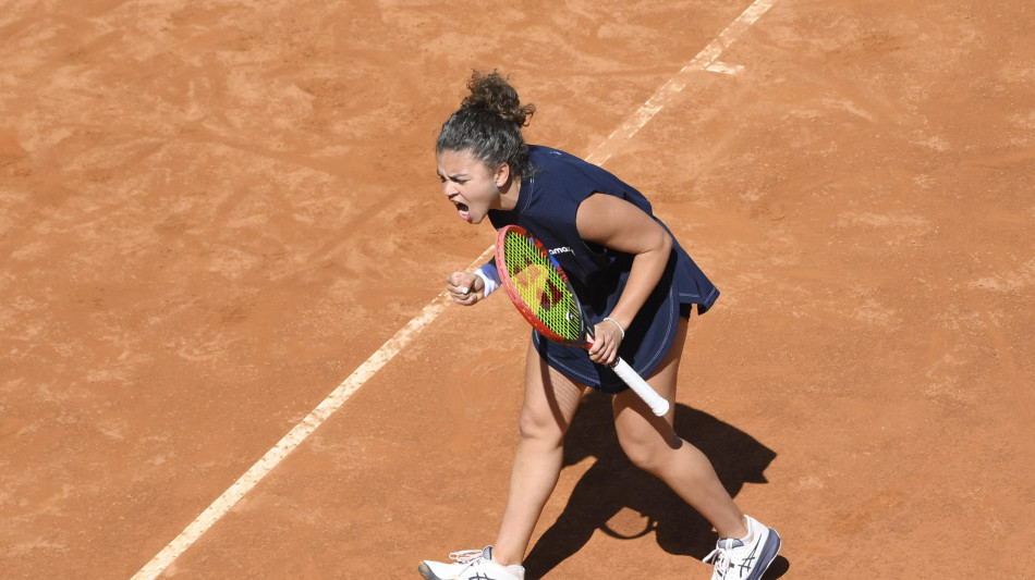 Internazionali: Paolini agli ottavi di finale, ko Jabeur