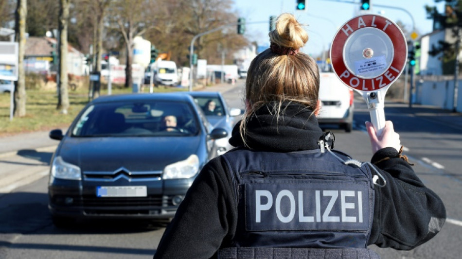 16-j&auml;hriger Autofahrer liefert sich Verfolgungsjagd mit Berliner Polizisten