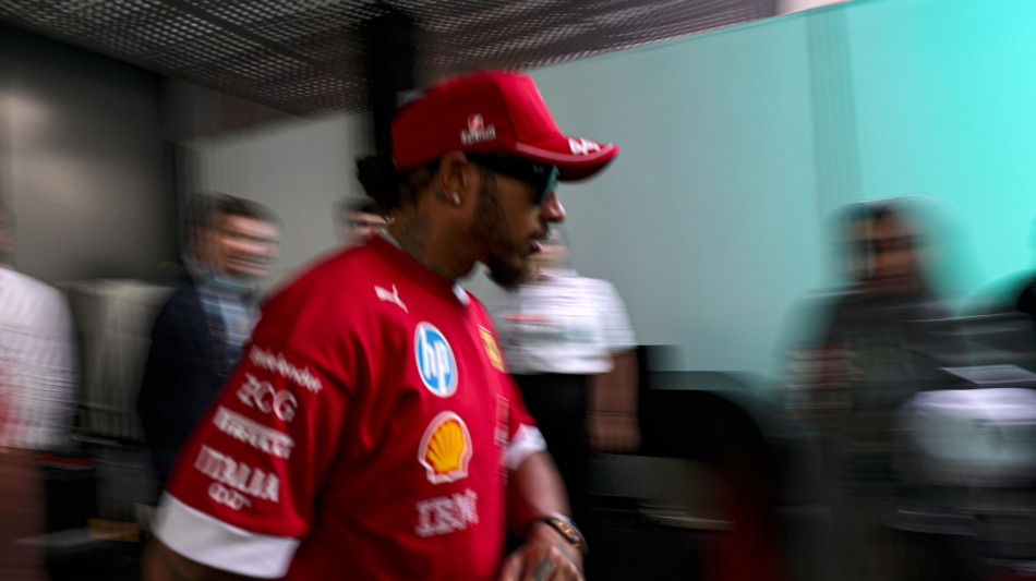 F1: Hamilton 'duro adattarsi, anche in Mercedes all'inizio cos&igrave;'