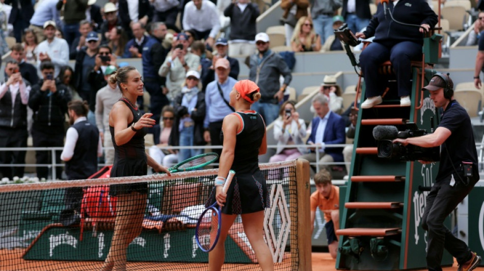 Sabalenka perde para Shnaider e se despede nas quartas de Roland Garros