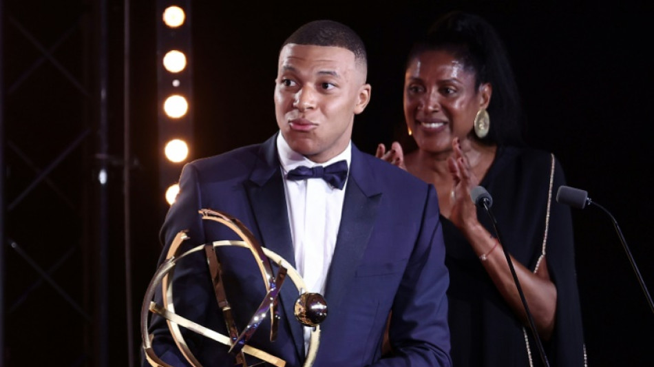 Troph&eacute;es UNFP: Mbapp&eacute; sacr&eacute; une cinqui&egrave;me fois avant son d&eacute;part