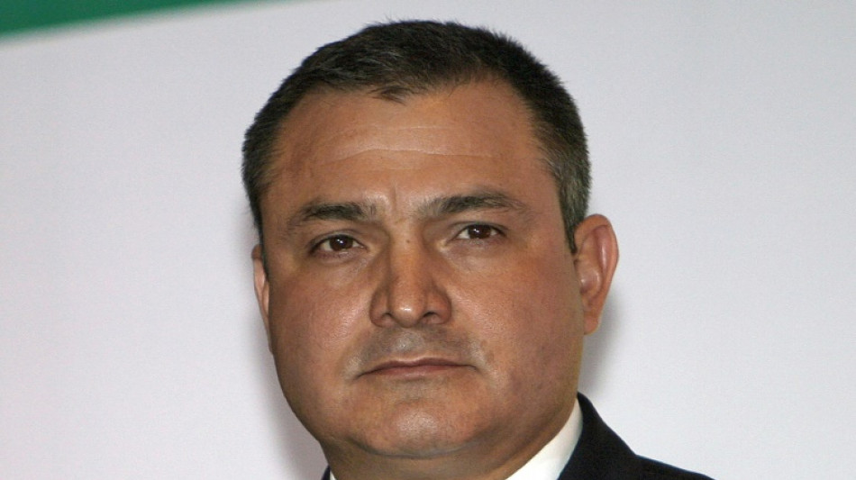 Ex jefe antidrogas de Mexico acusado de traici&oacute;n a su pa&iacute;s y EEUU