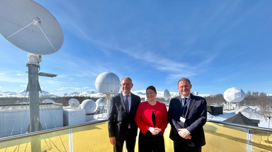 Urso, 'l'Italia e la Norvegia insieme nella sfida spaziale'