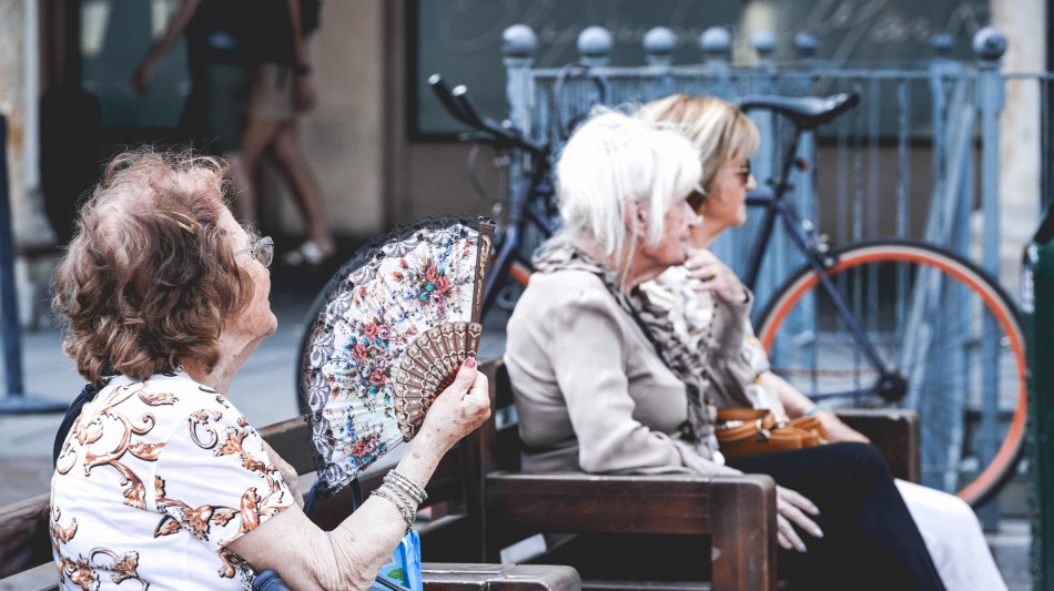 Donne maggioranza di over 65, spesso sole e discriminate