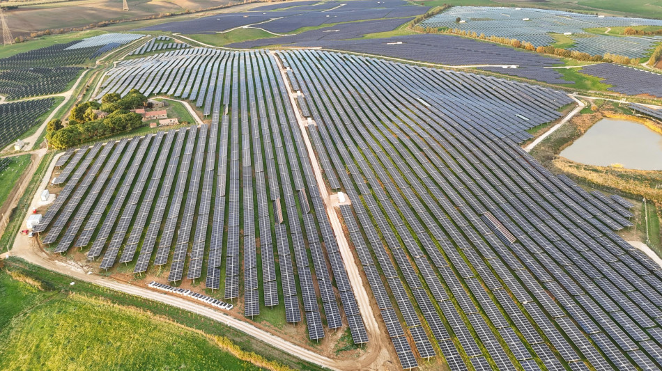 Enel compra 7 centrali solari negli Usa per 140 milioni di dollari
