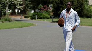 Zagueiro franc&ecirc;s Ibrahima Konat&eacute; assina com Real Madrid at&eacute; 2030