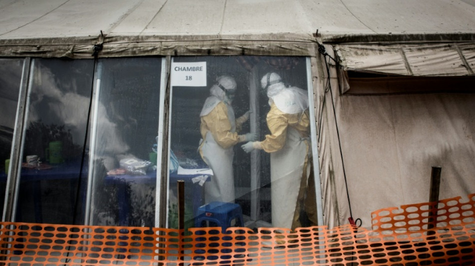 Epidemia de ebola afeta RD Congo e deixa um morto em Uganda