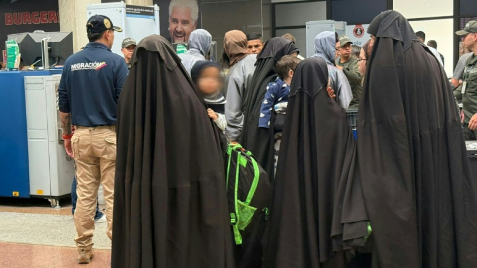 Colombia expulsa a miembros de una secta judía y los entrega a las autoridades de EEUU