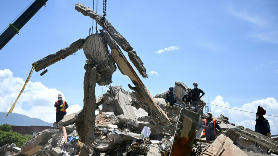 Hopes fade in Colombia as window to find quake survivors shuts