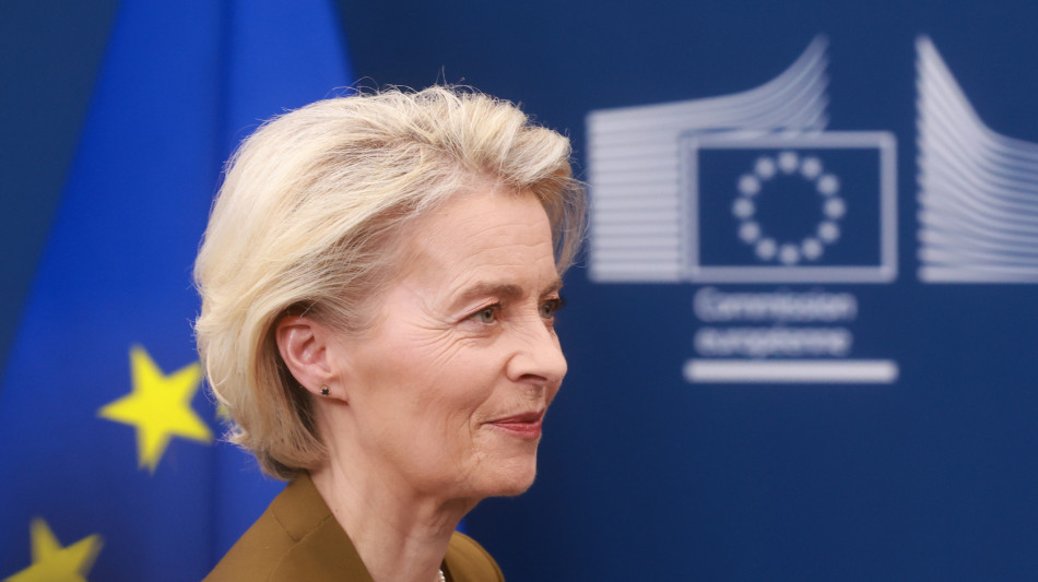 Von der Leyen, 'intensificare sforzi sul Patto migrazione'
