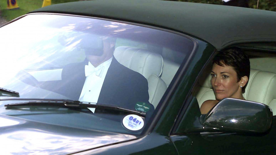 'Trump sa valutando di pubblicare interrogatorio Maxwell'