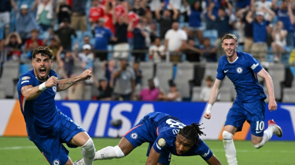 Chelsea down Benfica to reach Club World Cup quarters after weather chaos