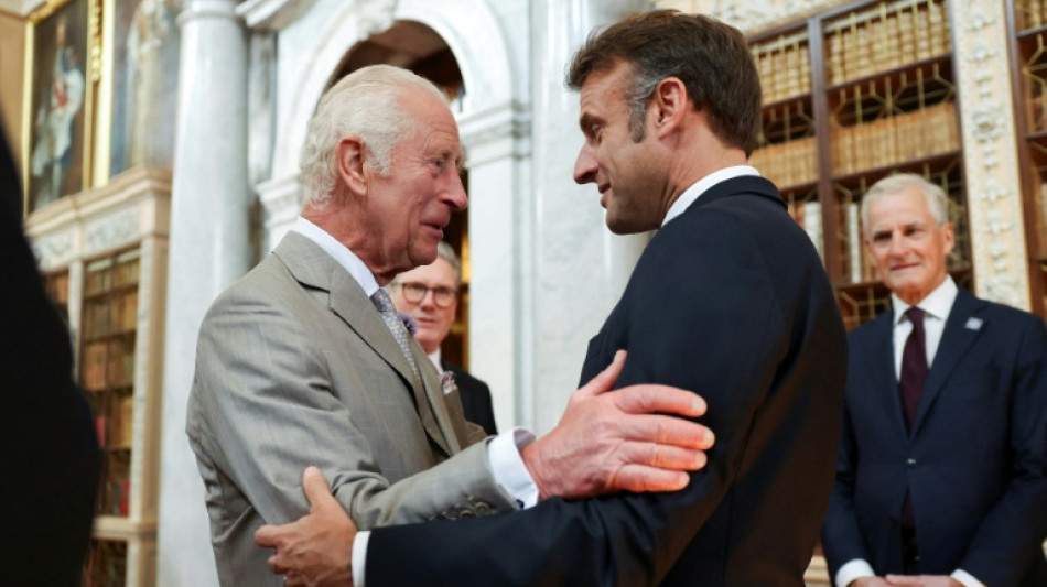 Carlos III, un rey francófono que recibe a Macron en visita a Reino Unido