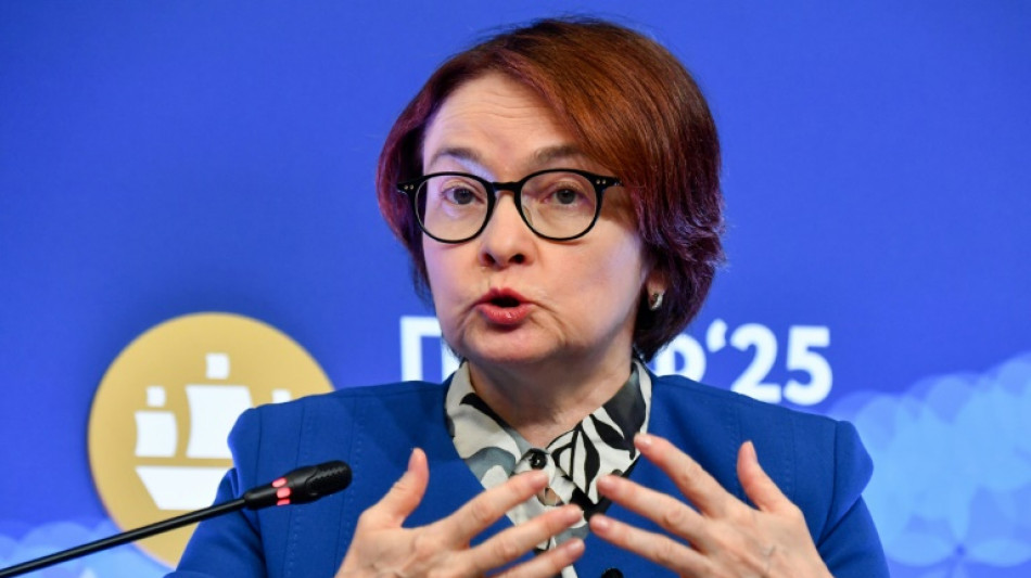 Russian government, central bank spar over economic downturn