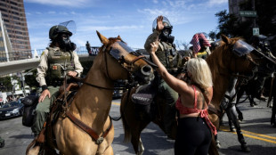 Protestos contra Trump em Los Angeles terminam em caos