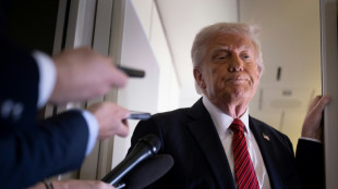 Auf Rückflug von Staatsbesuch: Trump beleidigt Bruce Springsteen und Taylor Swift