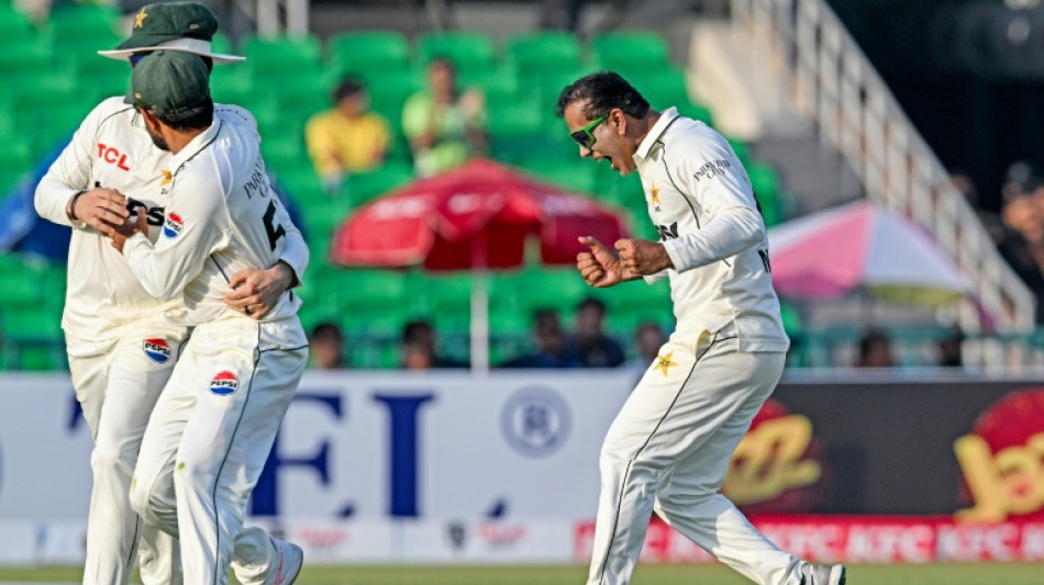 Pakistan-South Africa Test finely poised after spinners run riot