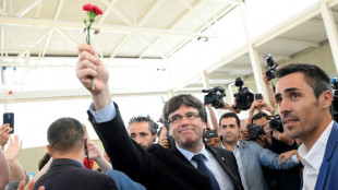 El partido de Puigdemont vota la continuidad de la formaci&oacute;n en el gobierno independentista de Catalu&ntilde;a