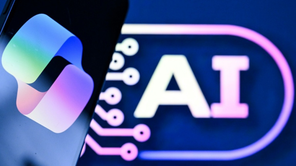 Microsoft d&eacute;voile des IA maison pour refaire son retard et des prototypes d'appareils optimis&eacute;s