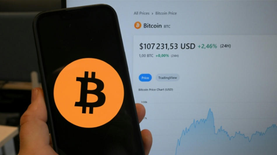 Cota&ccedil;&atilde;o do bitcoin fica abaixo de US$ 80.000 pela primeira vez desde novembro