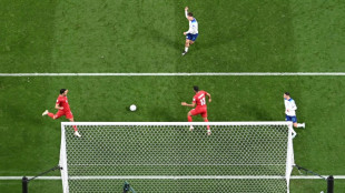 Grealish cumple su promesa de dedicar su tanto a un ni&ntilde;o con par&aacute;lisis cerebral