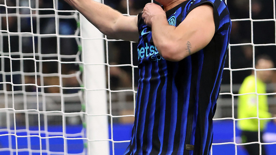 L'Inter fatica ma batte il Lecce, nerazzurri a +6 sul Napoli