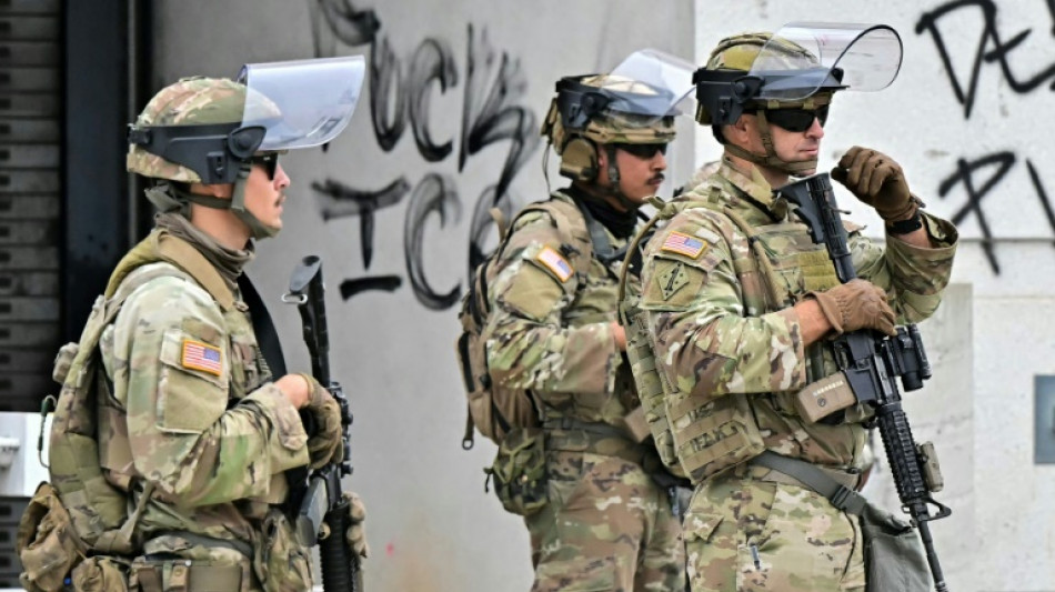 Guardia Nacional se despliega "por todas partes" en tercer d&iacute;a de choques en Los &Aacute;ngeles