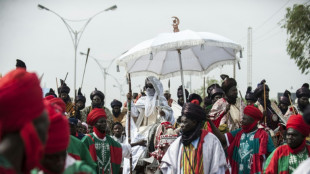 Nigerian police ban Kano Eid parade as rival emirs dispute throne