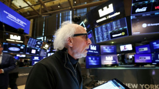 Wall Street finit en retrait, marquant une pause face aux incertitudes &eacute;conomiques