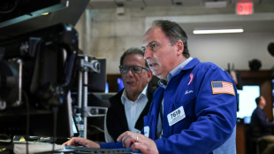 Wall Street termine sans dynamique claire, mais atteint de nouveaux sommets