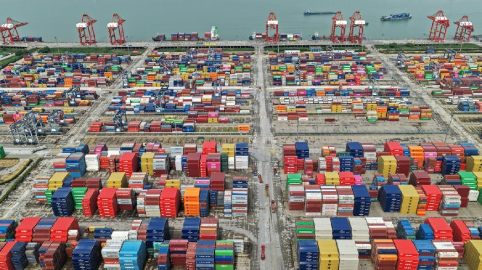 Exportações da China para EUA caem 11,8% entre julho e agosto com disputa comercial