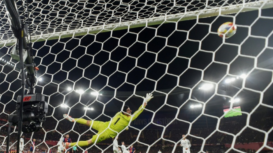 Barça com moral nas alturas e Inter em crise sonham com final da Champions