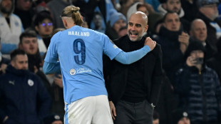 Liverpool e City fazem cl&aacute;ssico valendo a lideran&ccedil;a do Campeonato Ingl&ecirc;s