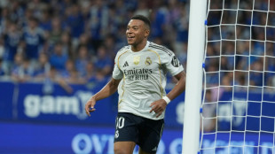 Torcedor do Oviedo é preso por fazer gestos racistas contra Mbappé