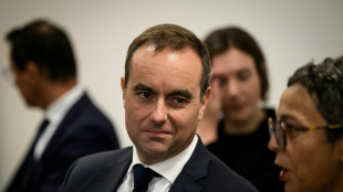 El primer ministro franc&eacute;s anuncia el fin de beneficios "vitalicios" de sus predecesores