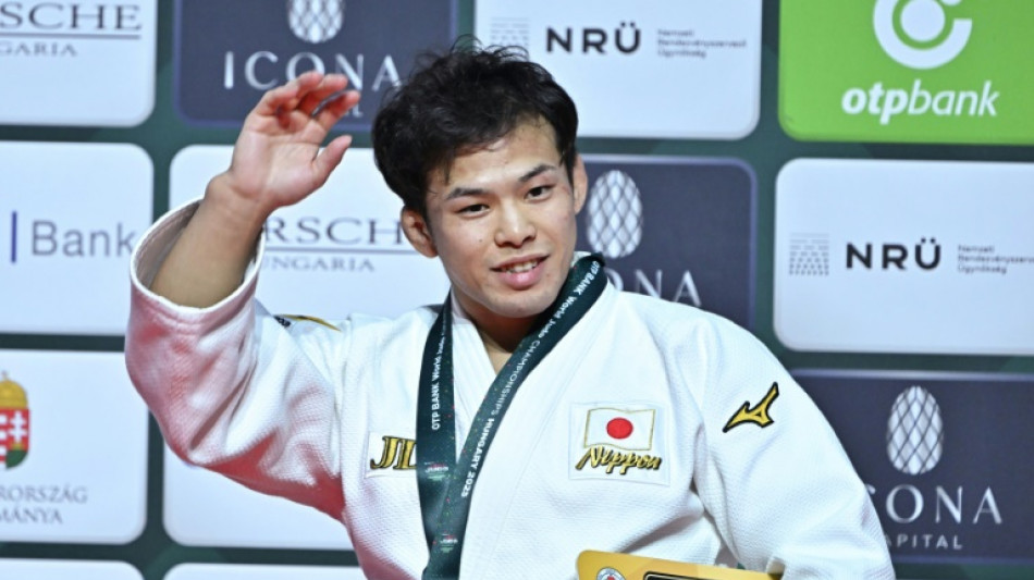 Nagayama and Scutto win gold at world judo champs