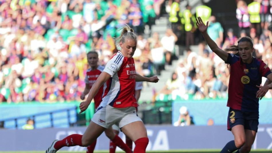 Valiant Arsenal shock Barca to win women's Champions League