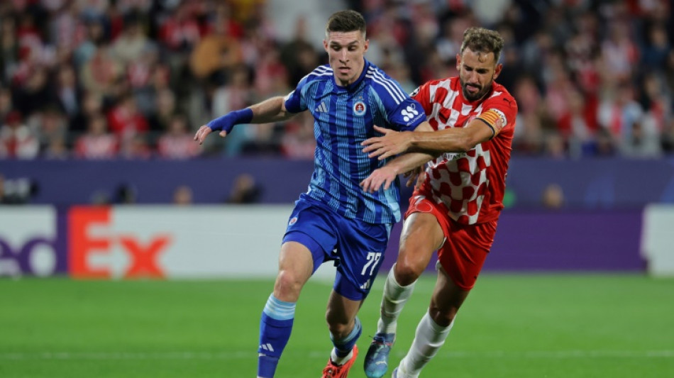 Minuto de silencio en las competiciones de la UEFA por las inundaciones en Espa&ntilde;a