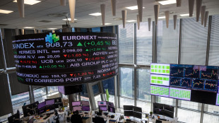 Borsa: l'Europa tenta il recupero, Milano +0,6%