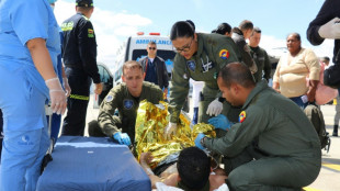 El gobierno de Colombia se reuni&oacute; con la guerrilla responsable de un mort&iacute;fero ataque a polic&iacute;as