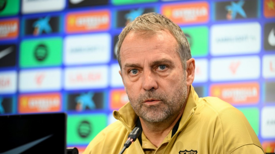 'Claro que vai afetar', reconhece Flick sobre situa&ccedil;&atilde;o de Dani Olmo e Pau V&iacute;ctor